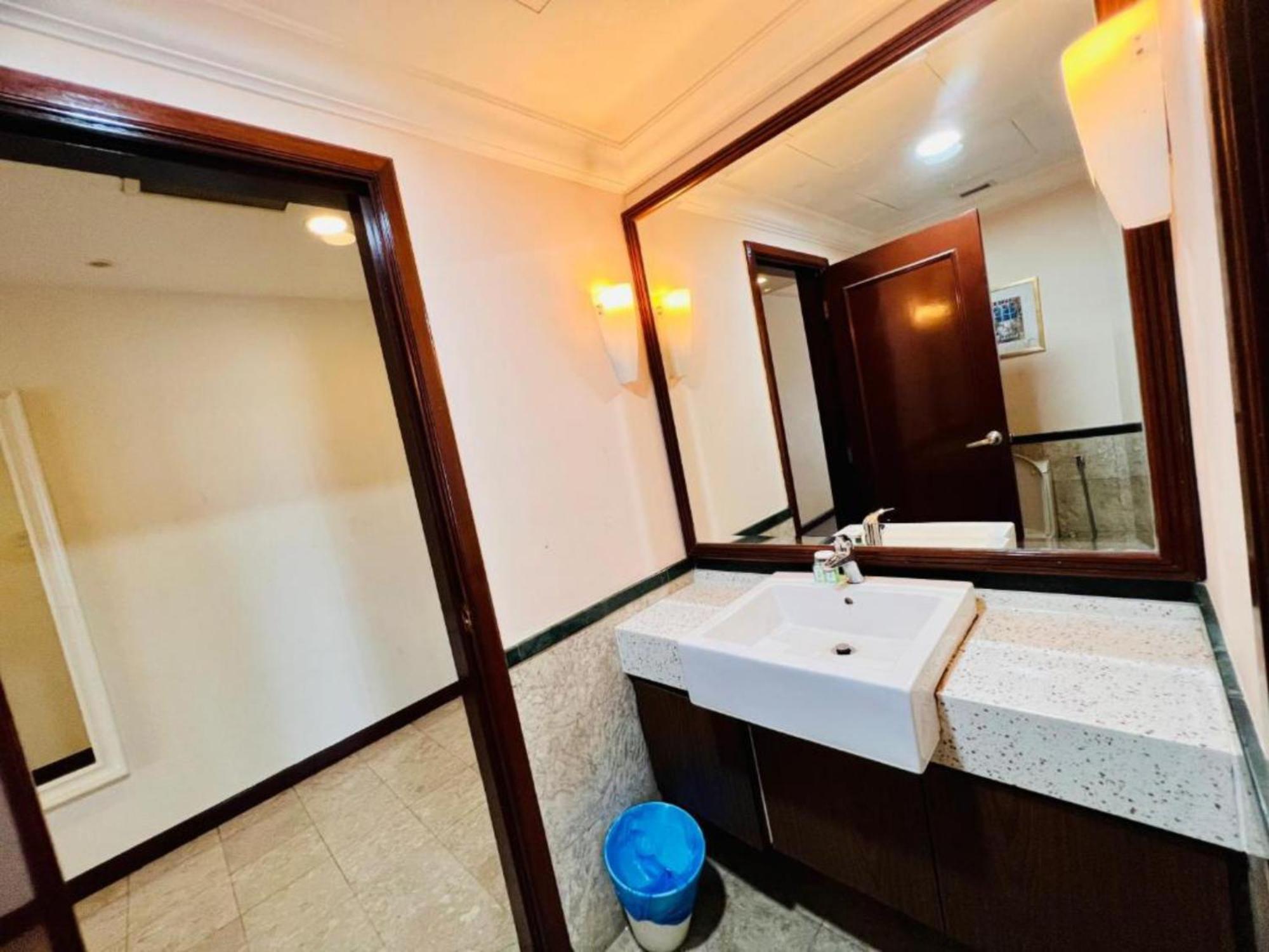 Times Square By Skyline Apartemen *